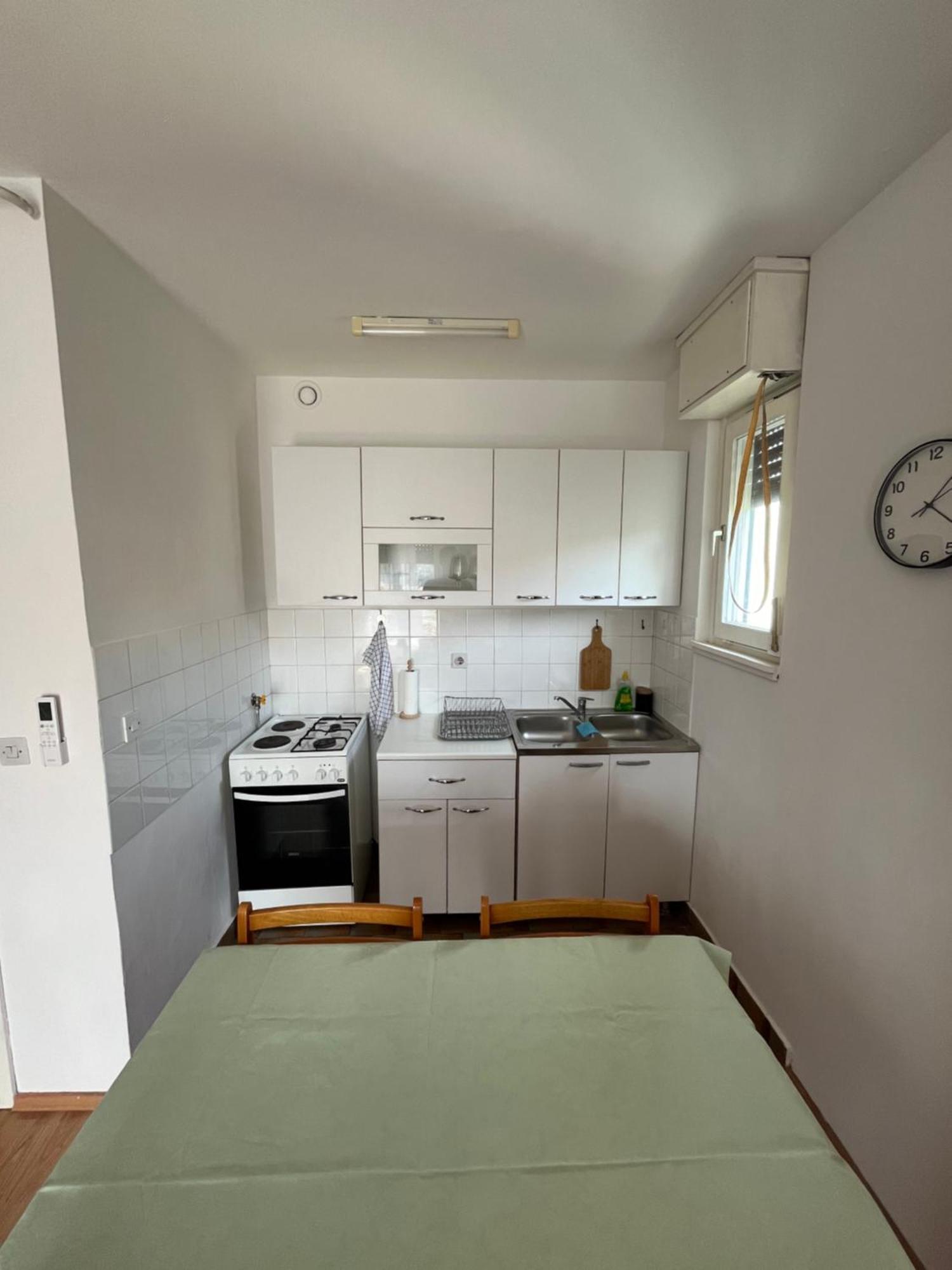 Apartman Niko Pula Buitenkant foto
